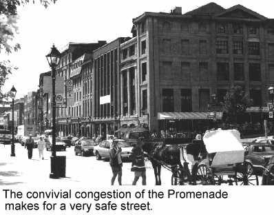 The convivial congestion of the promenade makes for a very safe street.